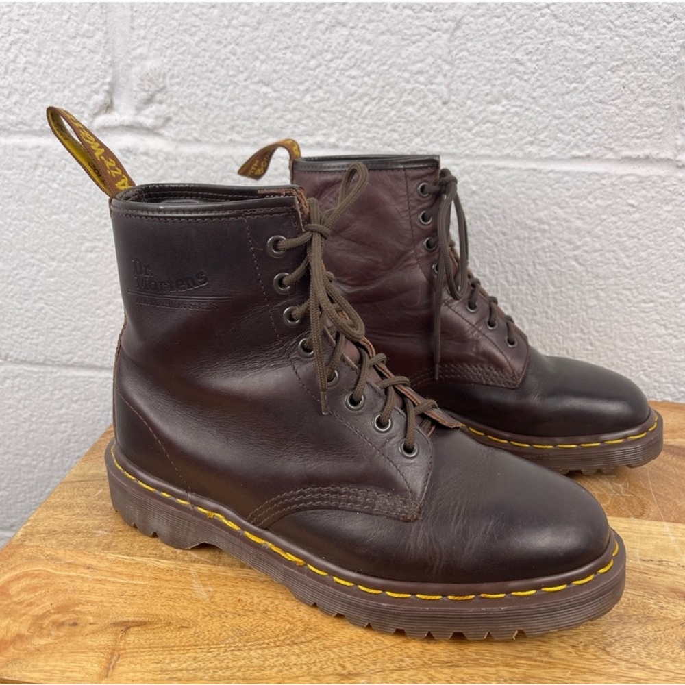 DR. MARTENS 1460 VINTAGE MADE IN ENGLAND LACE UP BOOTS SIZE UK 7 US 9